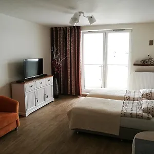 Manhattan Place Poland